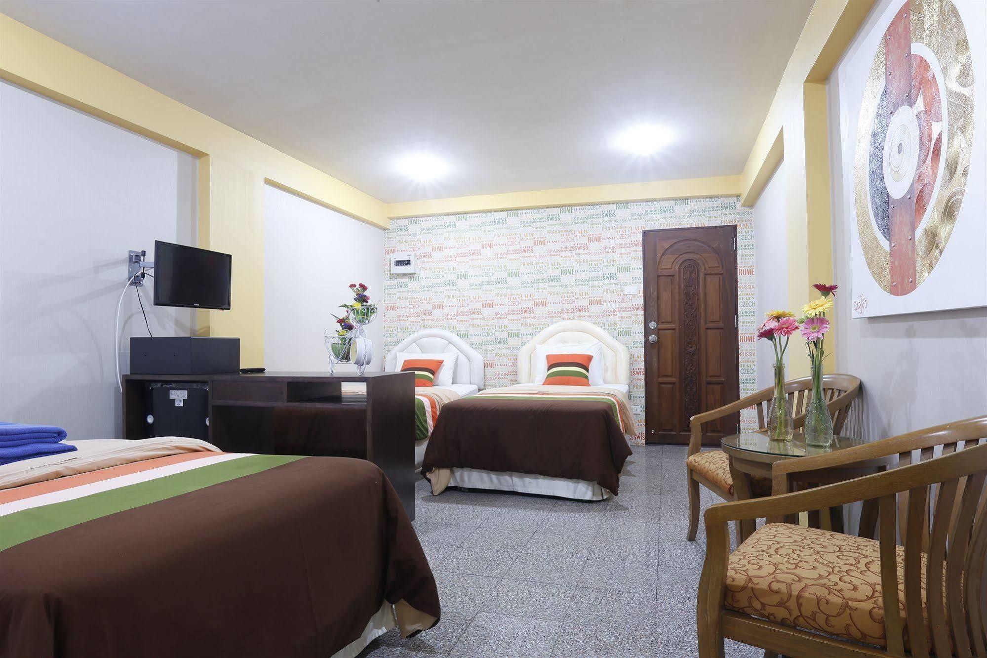 Banglumpoo Place Bangkok Ngoại thất bức ảnh