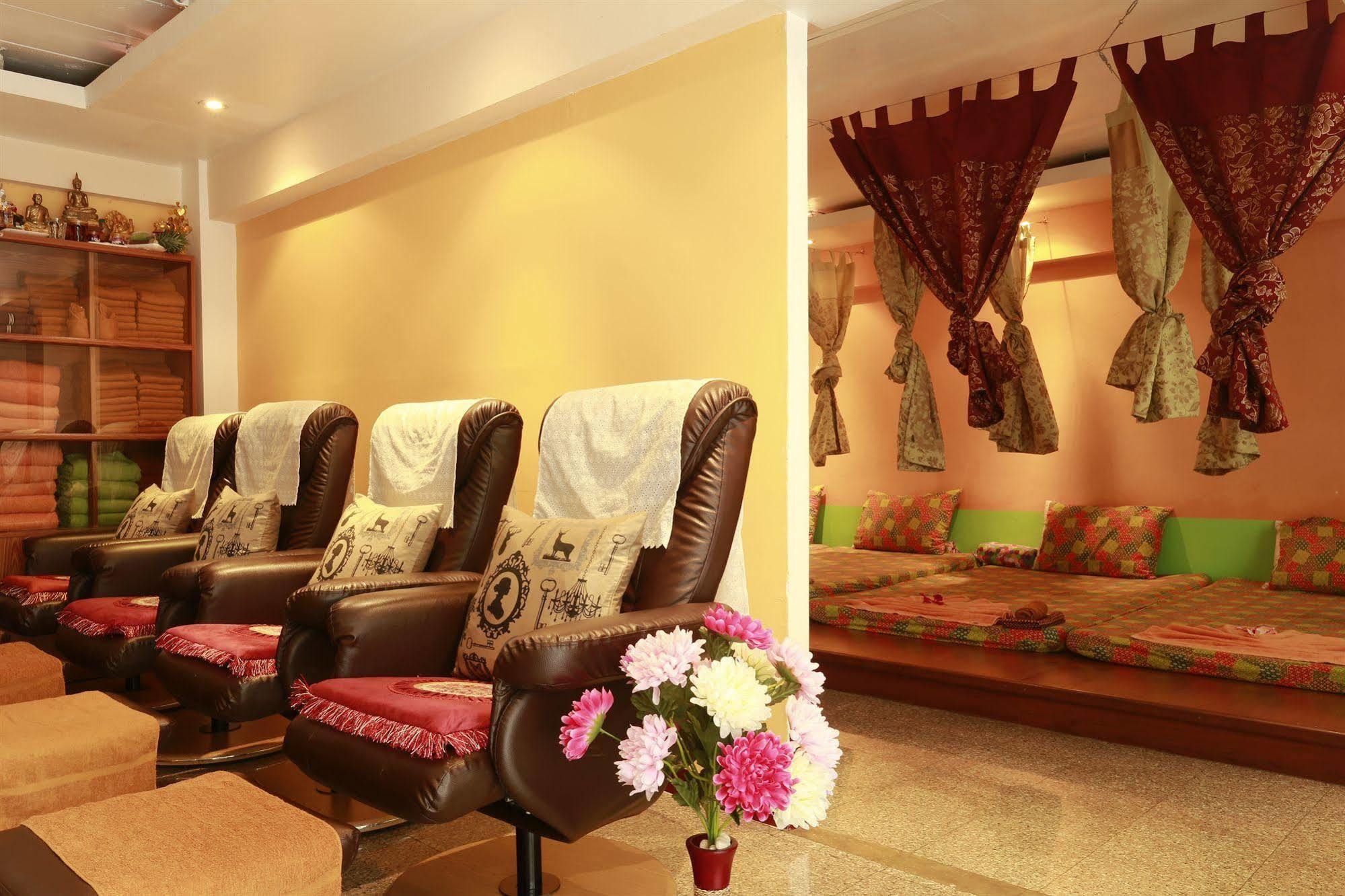 Banglumpoo Place Bangkok Ngoại thất bức ảnh